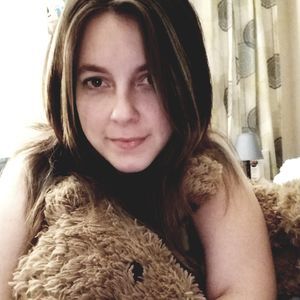 Meet your Posher, Becca